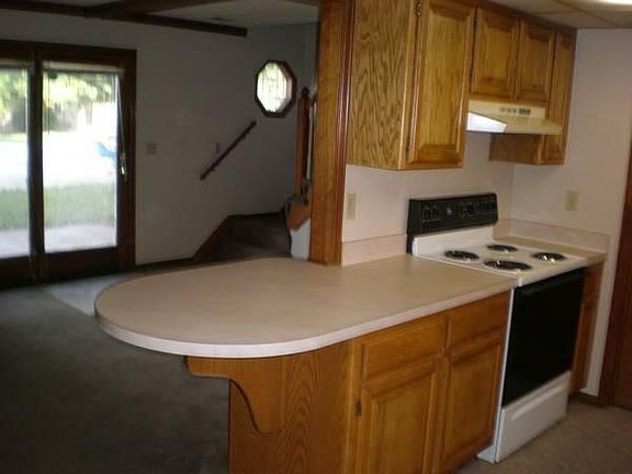 2nd image of 808 NE Ball Dr APT C