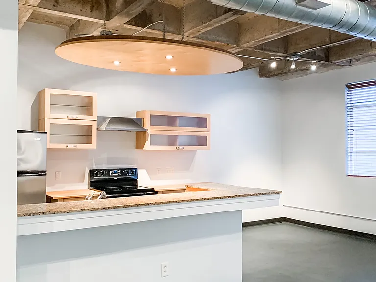 The Metropolitan Lofts — Photo 13