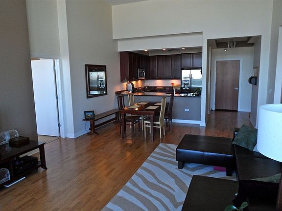 2nd image of 1211 S Prairie Ave APT 2505