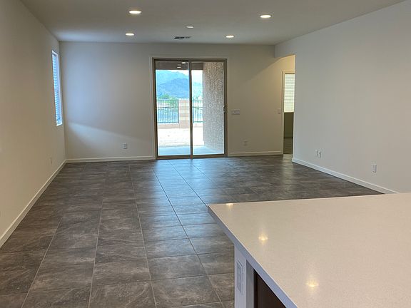 4th image of 11717 W Mobile Ln