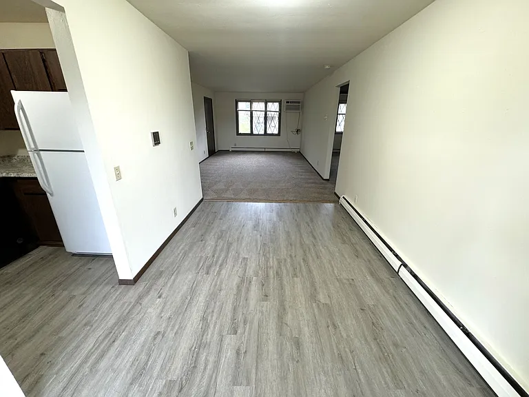 2355 Chalet Gardens Rd #2 — Photo 4