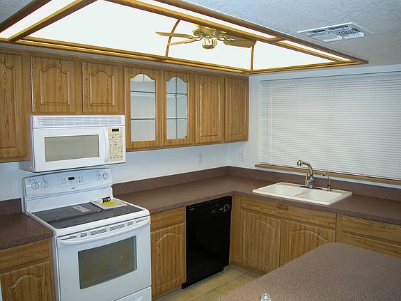 5th image of 1969 W Angela Dr