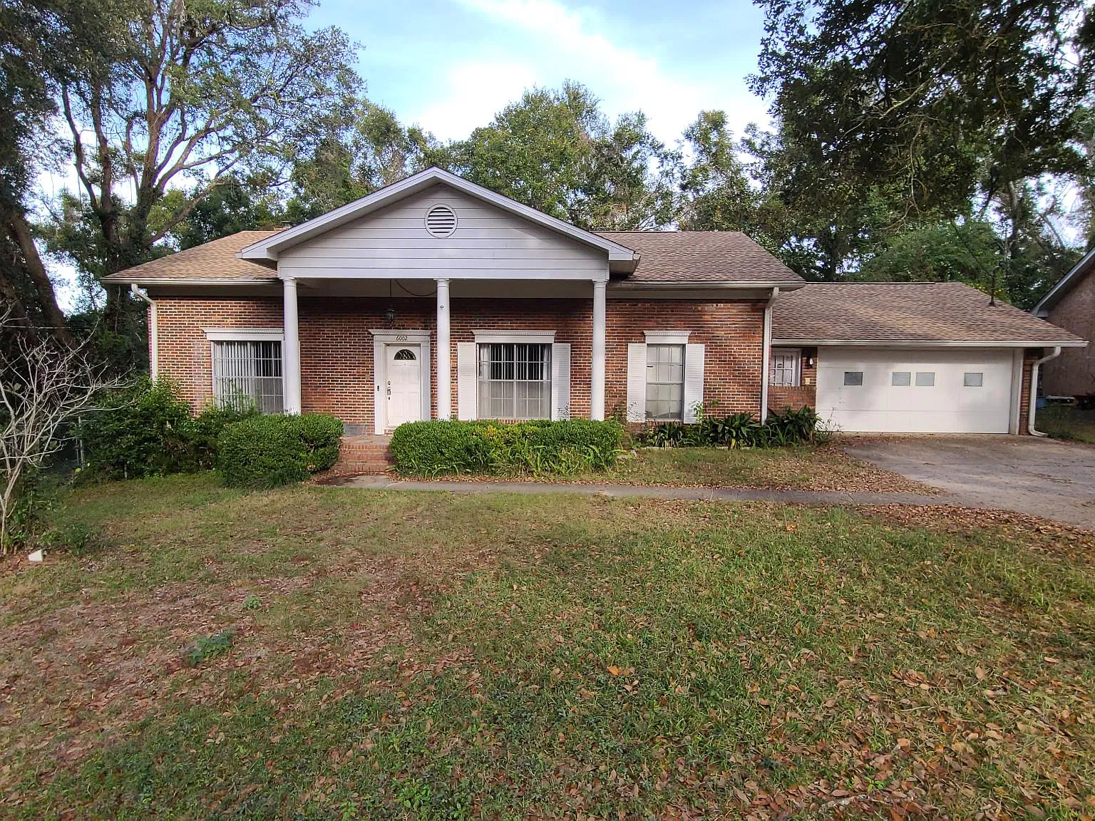 4 bed, 2401 sqft, $2,365 — Photo 1