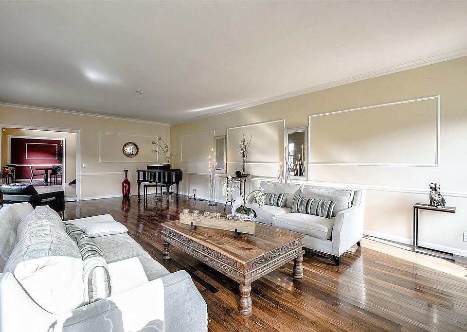 1st image of 21770 Congress Hall Ln