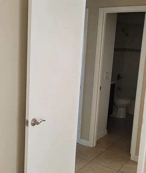Port Tampa Flats — Photo 21