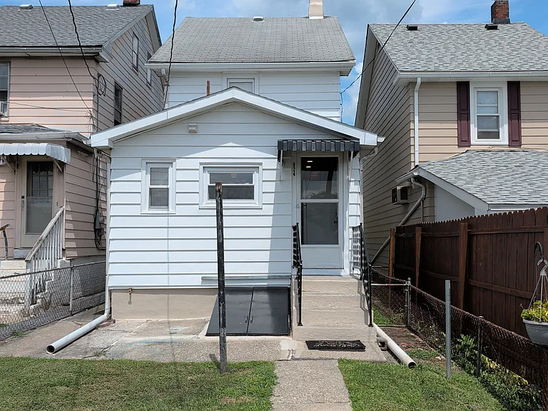 824 Kossuth St #HOUSE — Photo 18