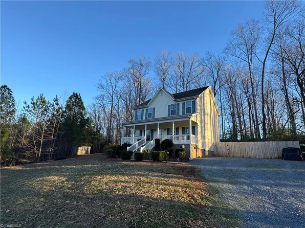 1244 Willow Wood Rd, Asheboro, NC 27205