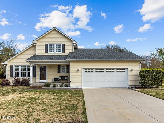 2nd image of 2104 Joslyn Drive