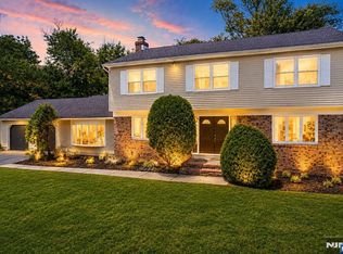 203 Mountain Ave, Hawthorne, NJ 07506