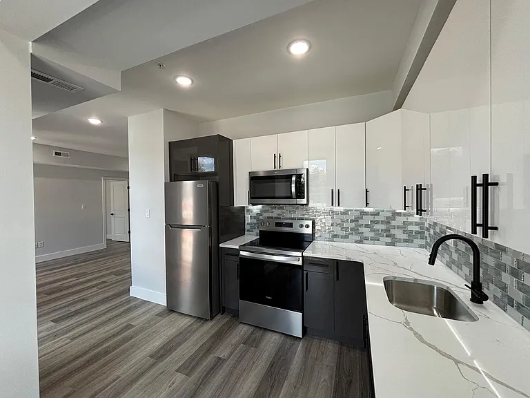 2061 N 62nd St #7 — Photo 2