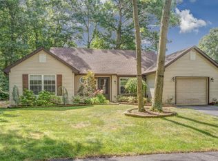 114 Morning Glory Ln, Whiting, NJ 08759