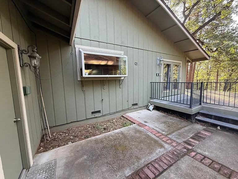 17425 Alexandra Way — Photo 9