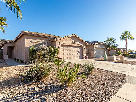 3rd image of 22479 N BISHOP Drive