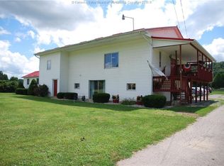 19665 Winfield Rd, Fraziers Bottom, WV 25082