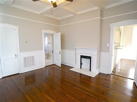 5th image of 2431 Taylor St