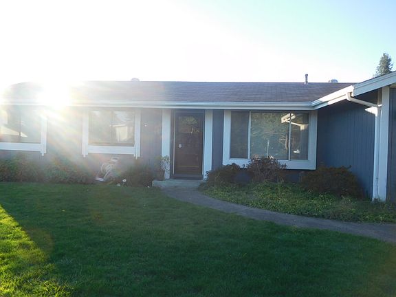 2nd image of 13402 8th Avenue Ct E