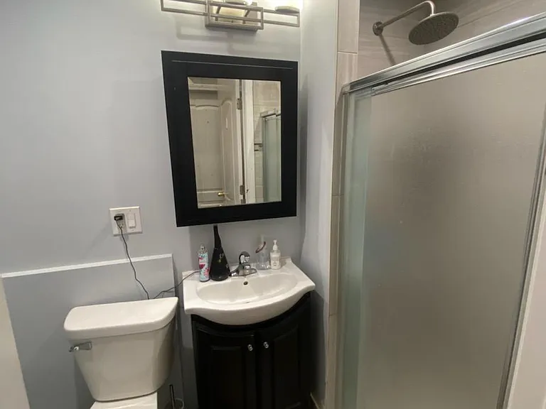 740 W Cornelia Ave #1 — Photo 7