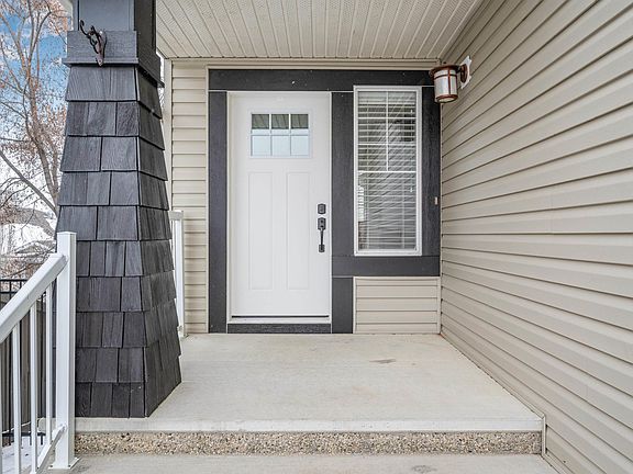 3rd image of 284 Cornwall Rd