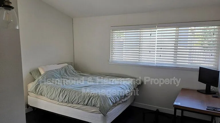 5851 Keokuk Ave — Photo 12