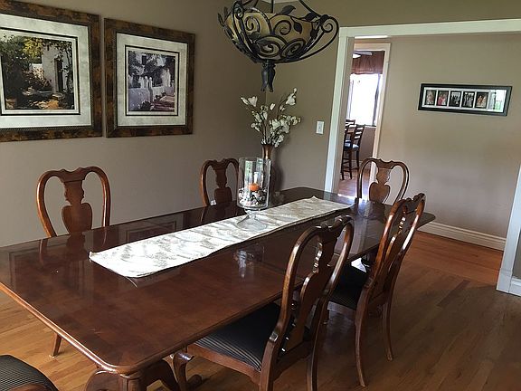 Formal Dining