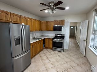 75 W 18th St FLOOR 1, Bayonne, NJ 07002