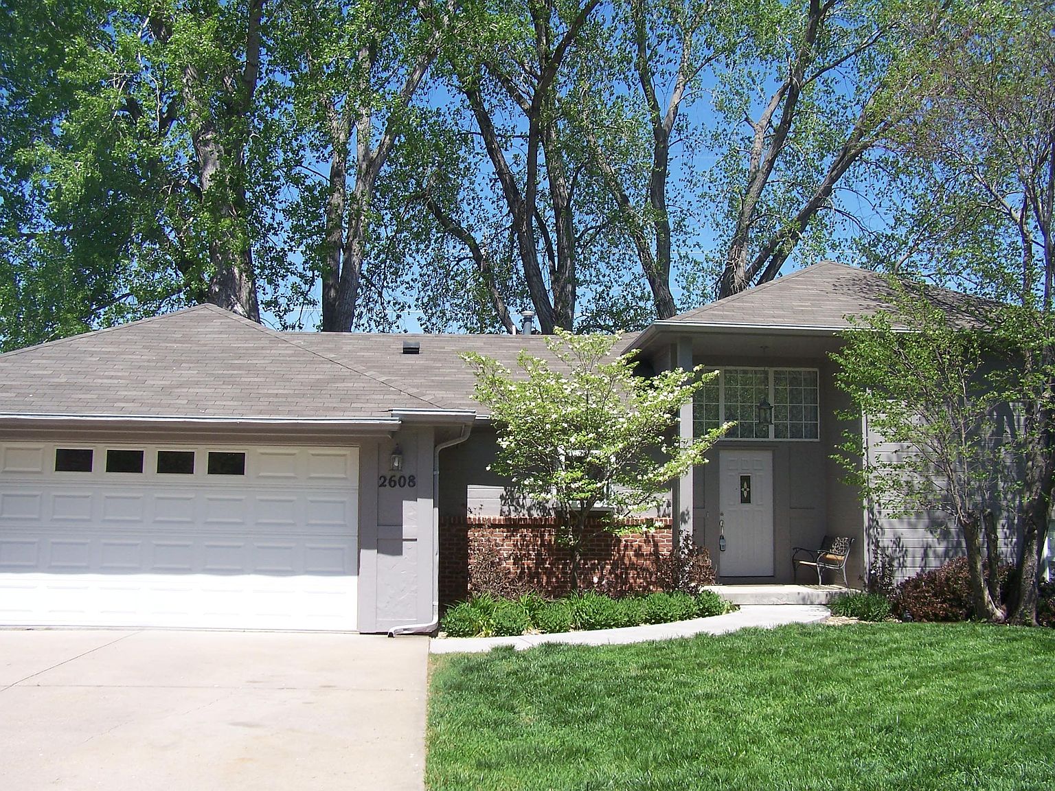 2608 Brockman St, Manhattan, KS 66502 Zillow