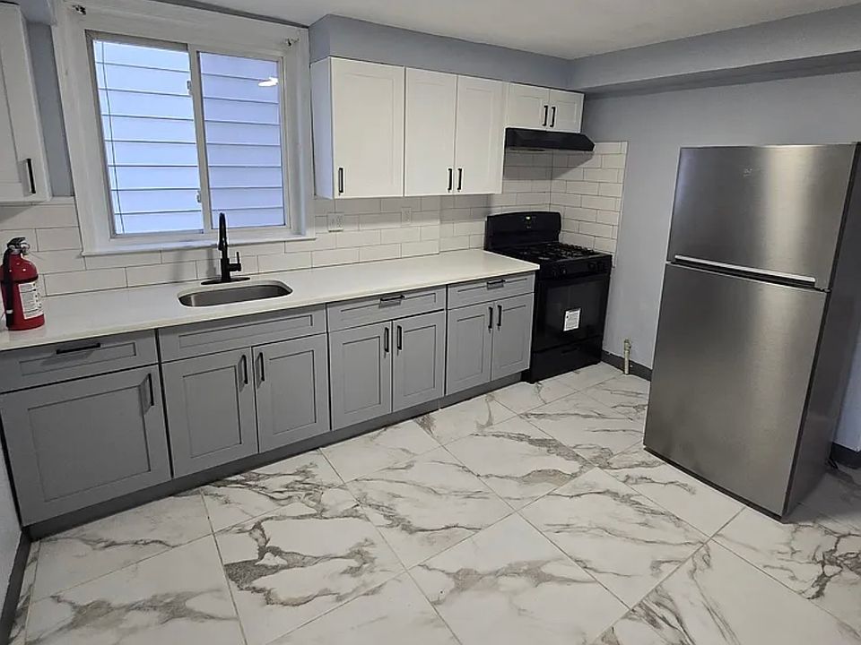 1st image of 107 S Munn Ave #1