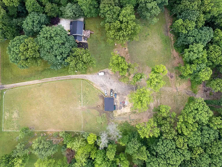 9990 Fraze Rd — Photo 22