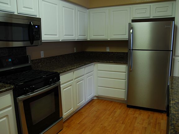 3rd image of 10832 Scripps Ranch Blvd APT 206
