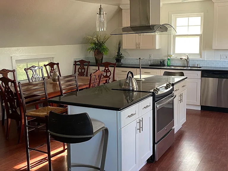 11801 Dorothy Anne Way — Photo 1