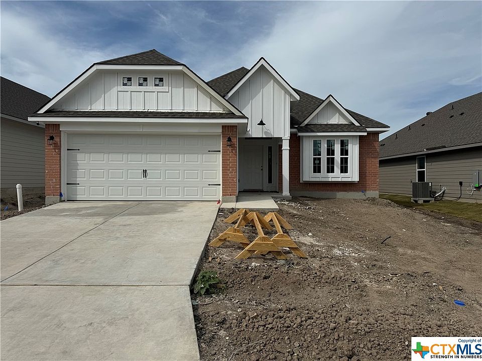 1st image of 616 Tule Canyon Dr