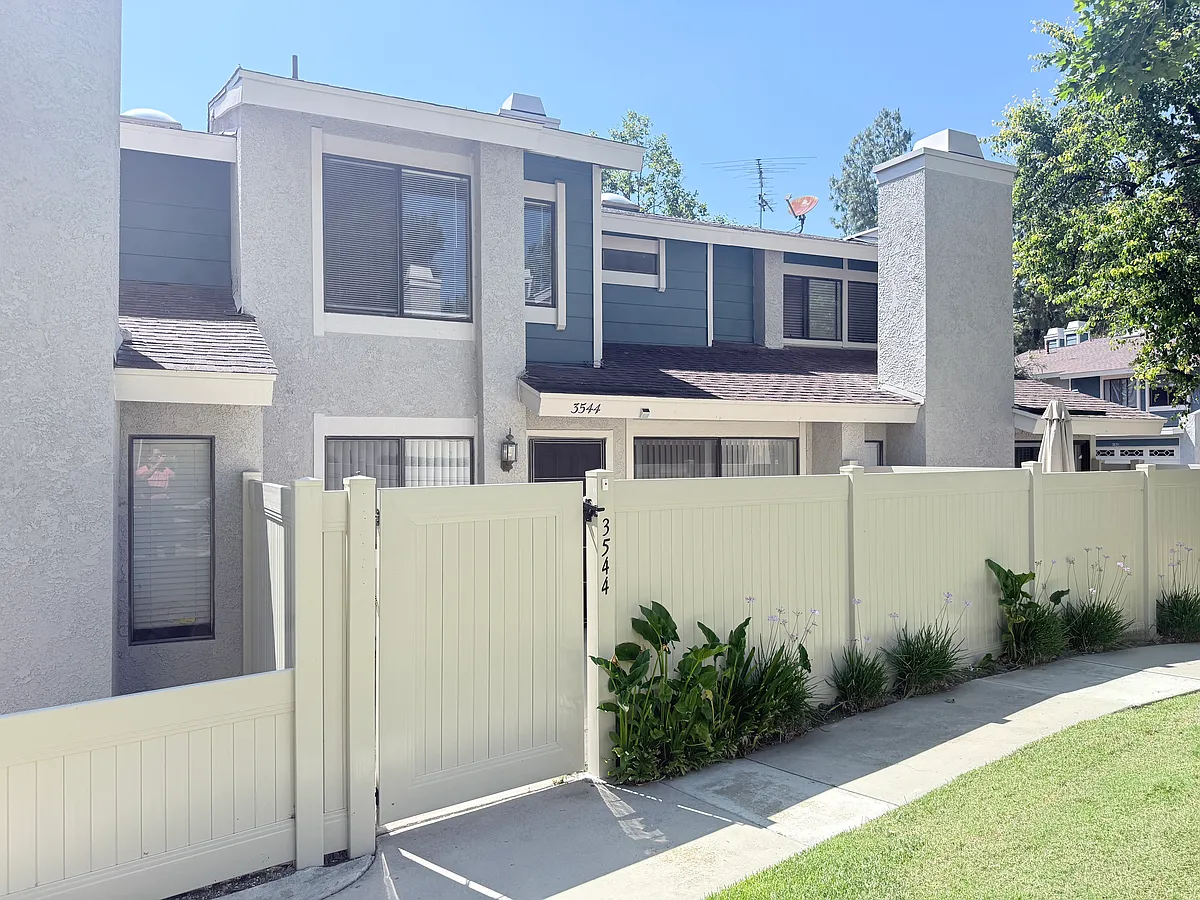 Building Photo - 3544 Toyon St