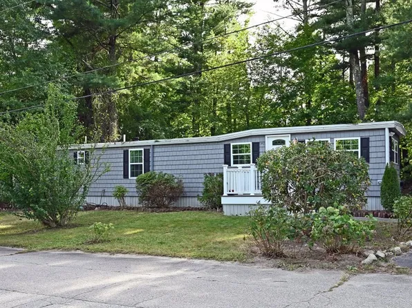5 Siesta Dr, West Wareham, MA 02576
