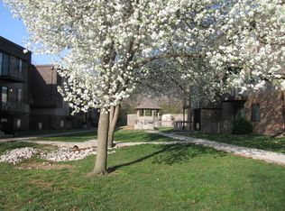 17011 E Us Highway 24 APT 4, Independence, MO 64056