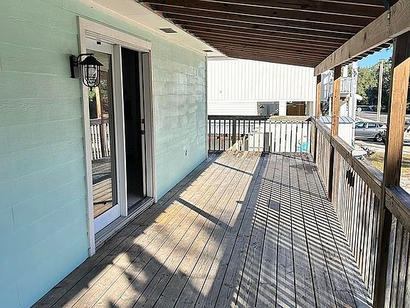 4th image of 5495 Bear Point Ave
