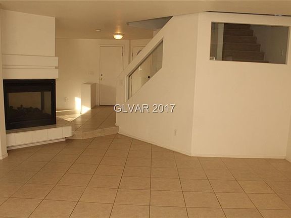 4th image of 729 Persian Violet Ave #0