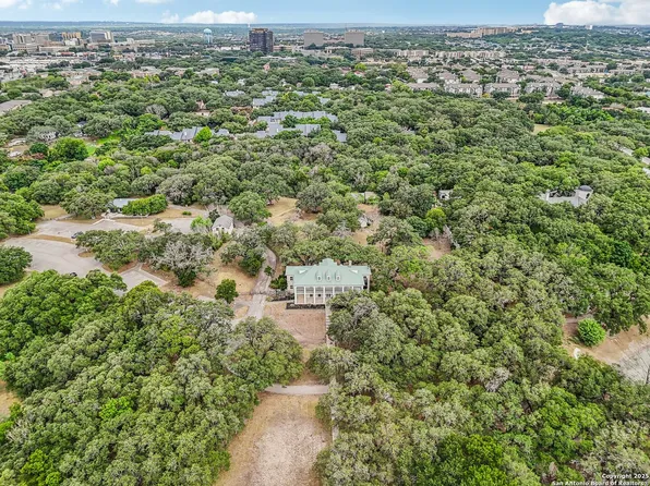 7735 Mocking Bird Lane, San Antonio, TX 78229