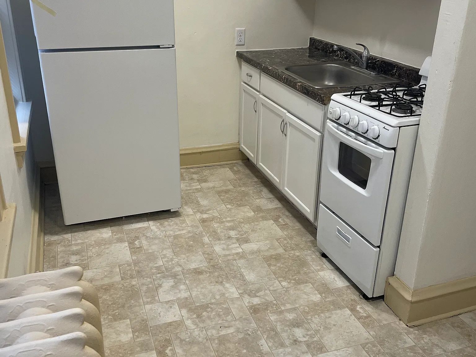 5709 W Burnham St — Photo 2
