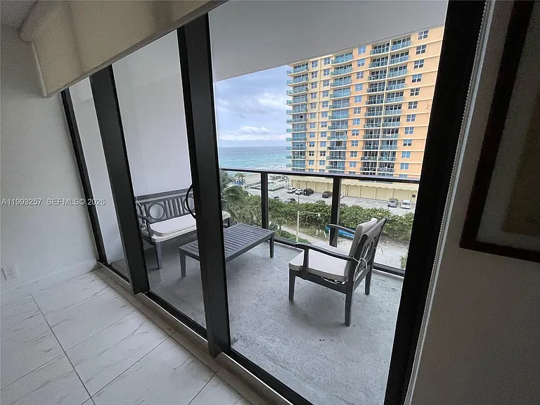 2301 S Ocean Dr #607 — Photo 31