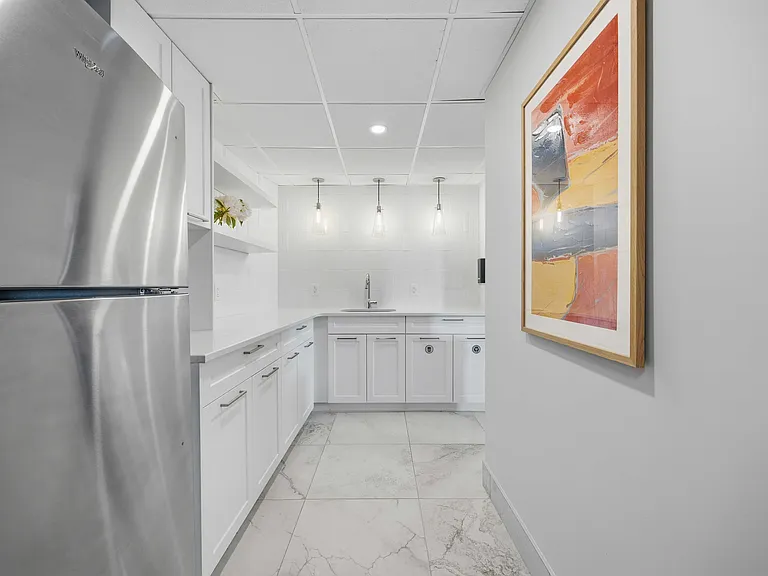 160 George St — Photo 15