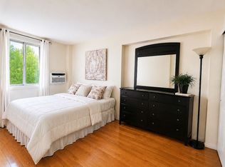 220 Manhattan Ave APT 1L, New York, NY 10025