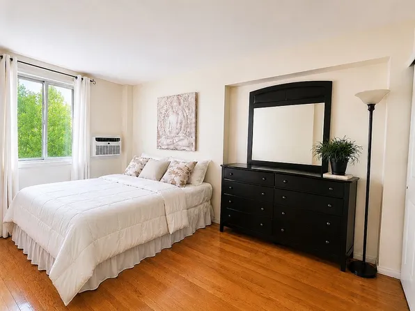 220 Manhattan Ave APT 1L, New York, NY 10025