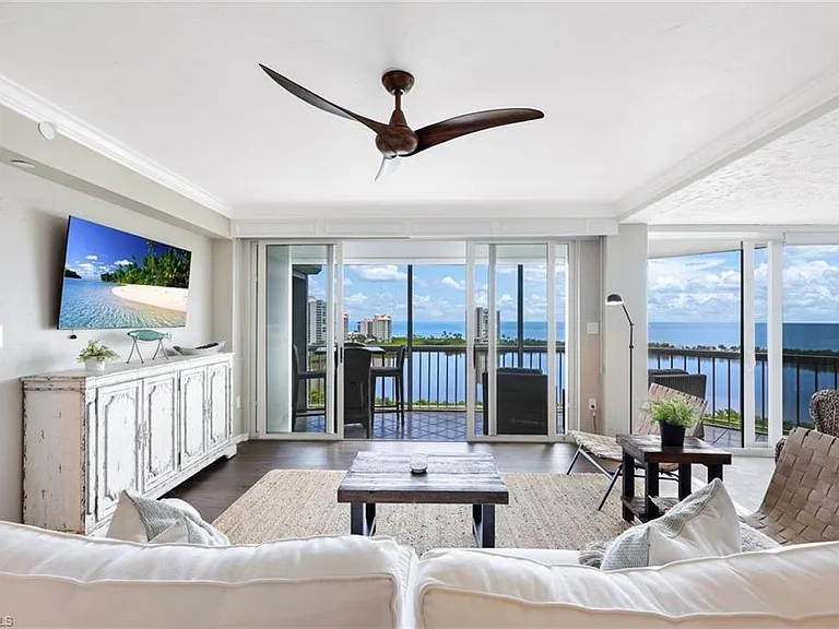 5501 Heron Point Dr #1203 — Photo 3