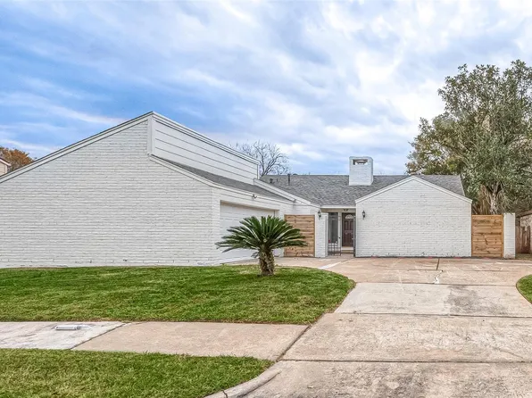 6107 Sanford Rd, Houston, TX 77096