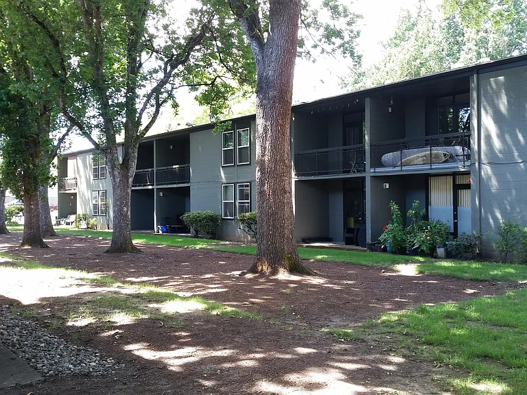 Milan Apartments — Photo 45