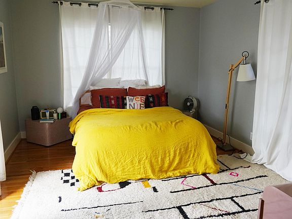 5th image of 5413 Avenue H #A