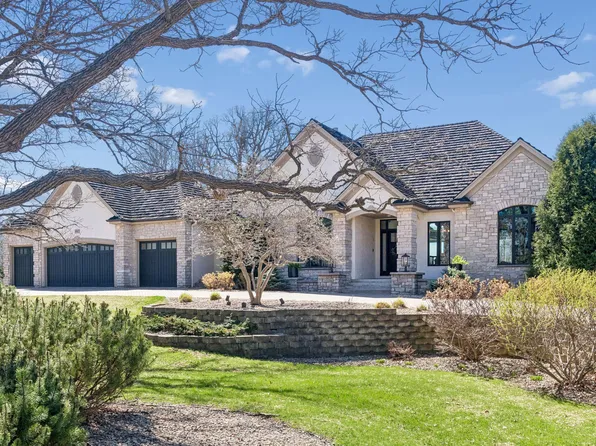 6985 Oak Ridge Rd, Hamel, MN 55340