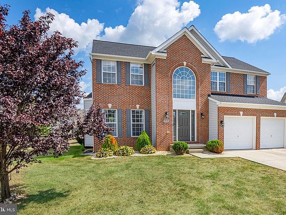 4th image of 612 Brittany Cir