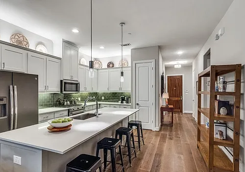 5015 Meridian Ln Photo 1