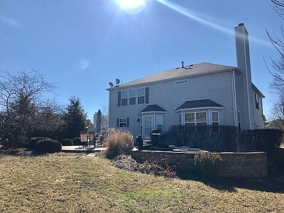 3rd image of 1262 Sandy Dr